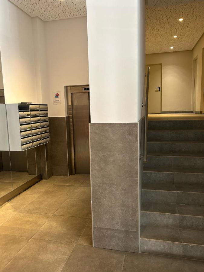 Ferienwohnung Lujoso Hogar Cerca Del Casco Antiguo De La Ciudad Valencia Exterior foto
